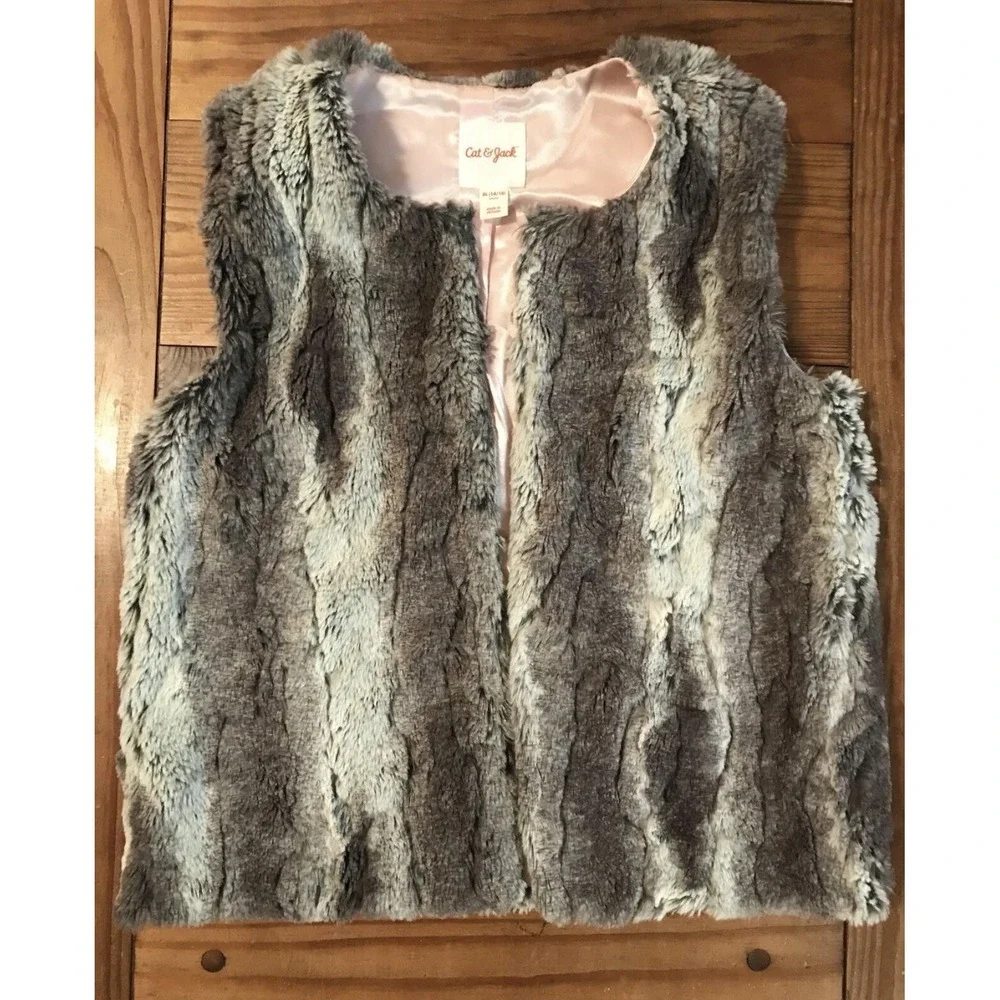 XL 14/16 Cat & Jack‎ Girls furry vest vvguc if not EUC